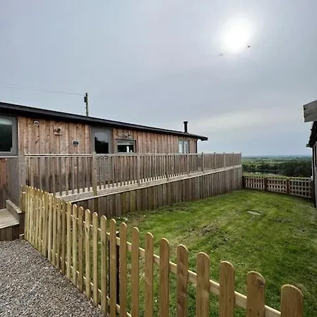 Kekaroka Lodge, Tottergill Farm Holiday home